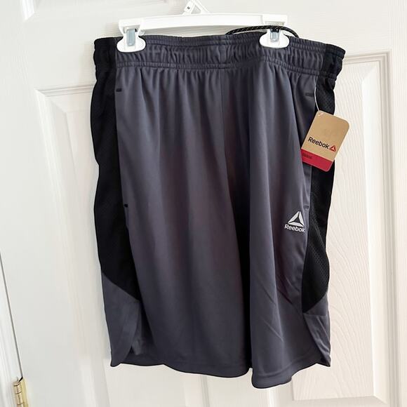 Reebok Fixed Training Charcoal Grey Black Mens Medium NWT Exercise Gym Workout - Picture 2 of 10